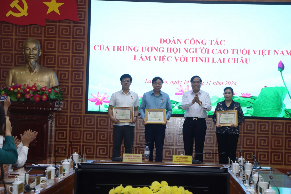 Tăng cường phát huy vai trò người cao tuổi trong xu thế già hóa dân số