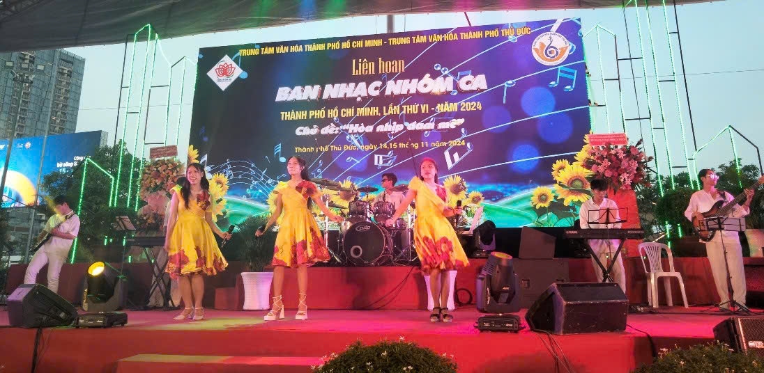 TP. Hồ Chí Minh: Khai mạc liên hoan ban nhạc nhóm ca lần thứ VI năm 2024