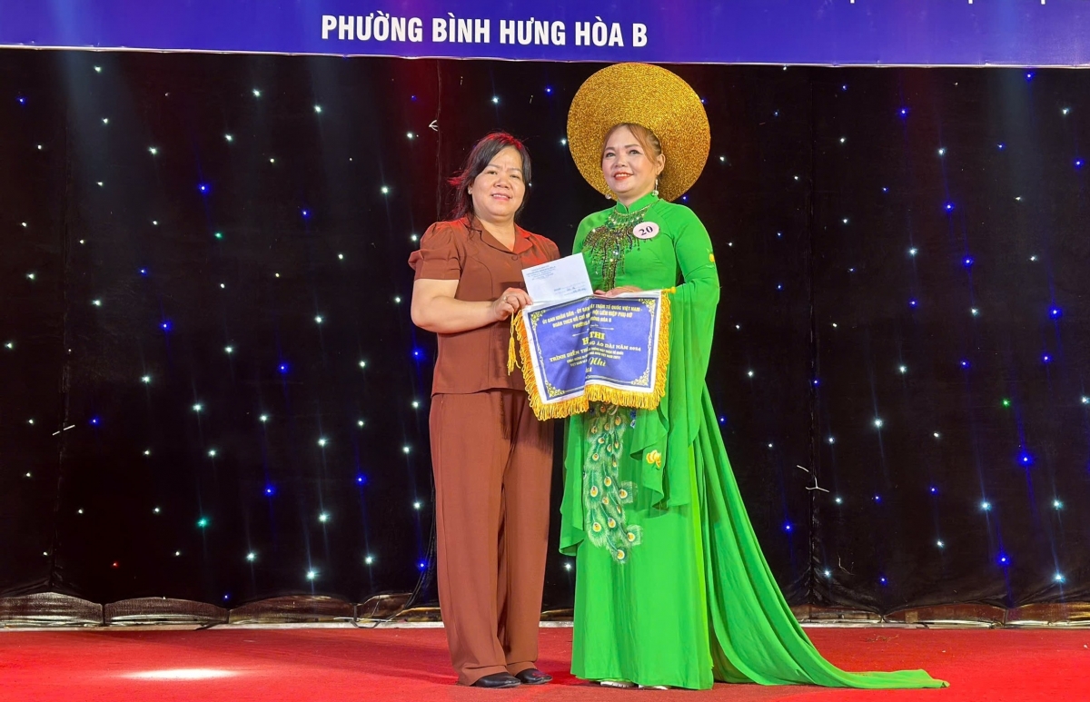 Tổ chức cuộc thi Trình diễn thời trang áo dài truyền thống