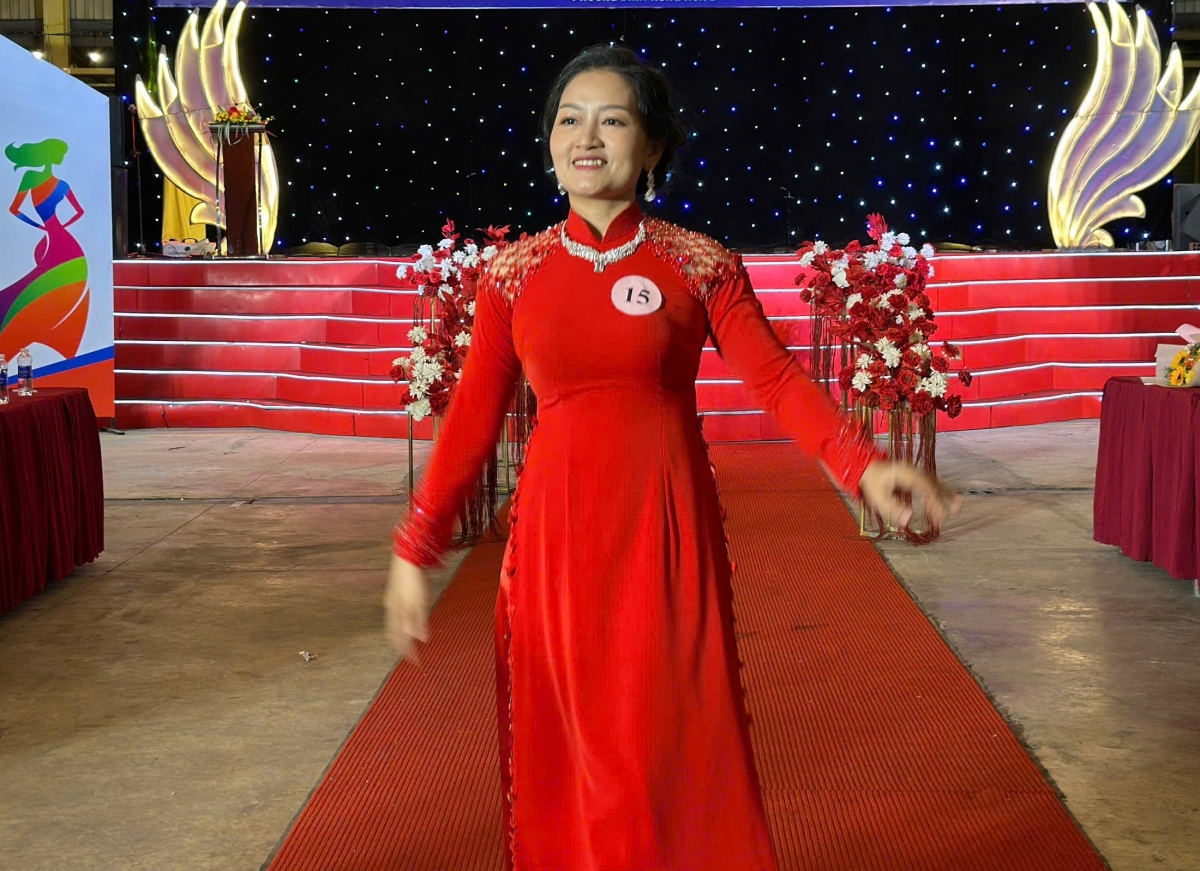 Tổ chức cuộc thi Trình diễn thời trang áo dài truyền thống