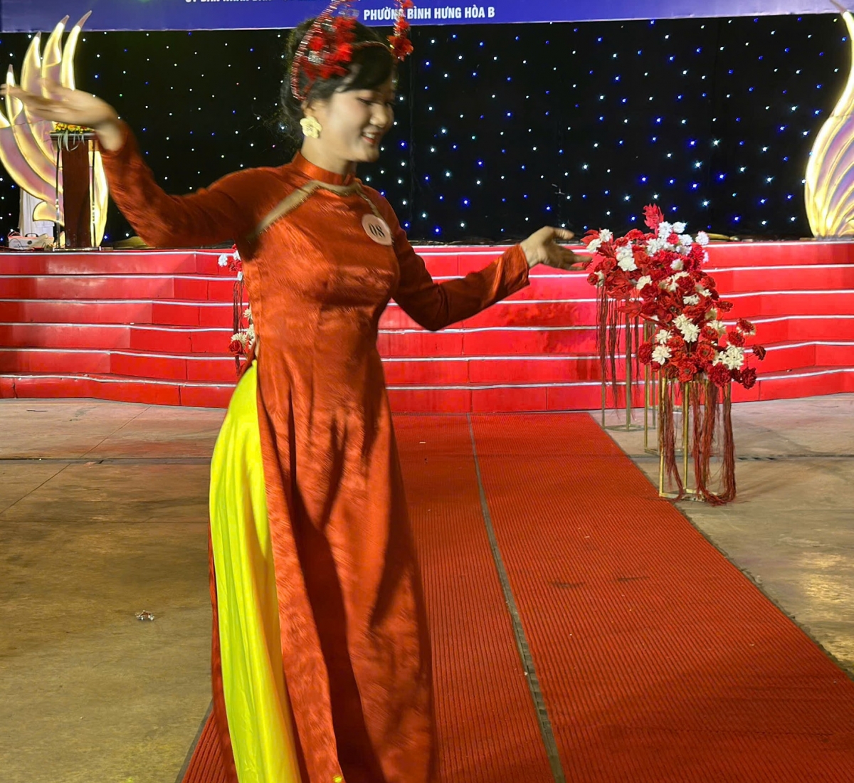 Tổ chức cuộc thi Trình diễn thời trang áo dài truyền thống