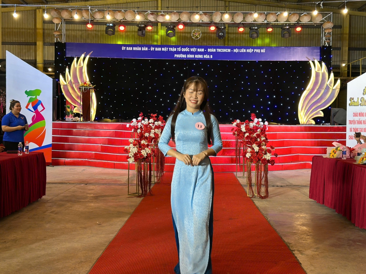 Tổ chức cuộc thi Trình diễn thời trang áo dài truyền thống