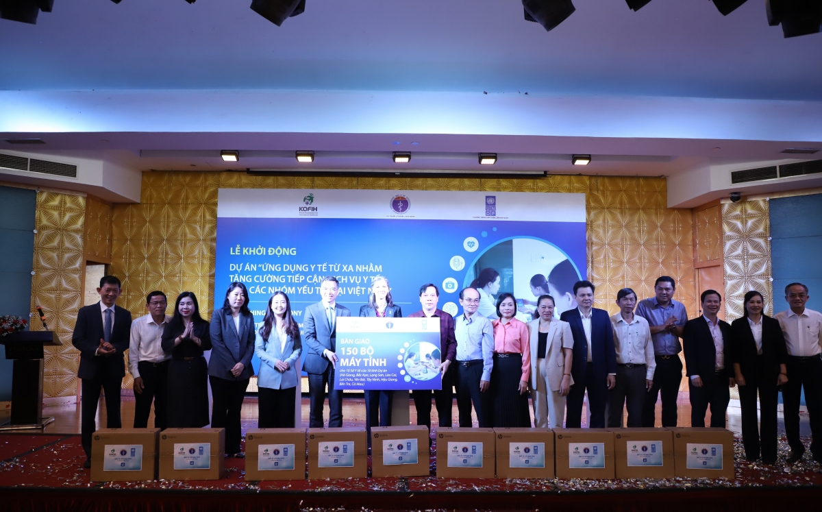 Tăng cường tiếp cận dịch vụ y tế cho các nhóm yếu thế tại Việt Nam