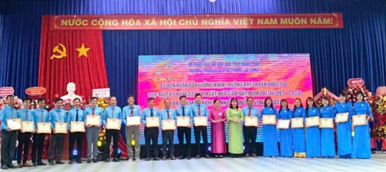 Hành trình 60 năm kiến tạo và đào tạo tri thức