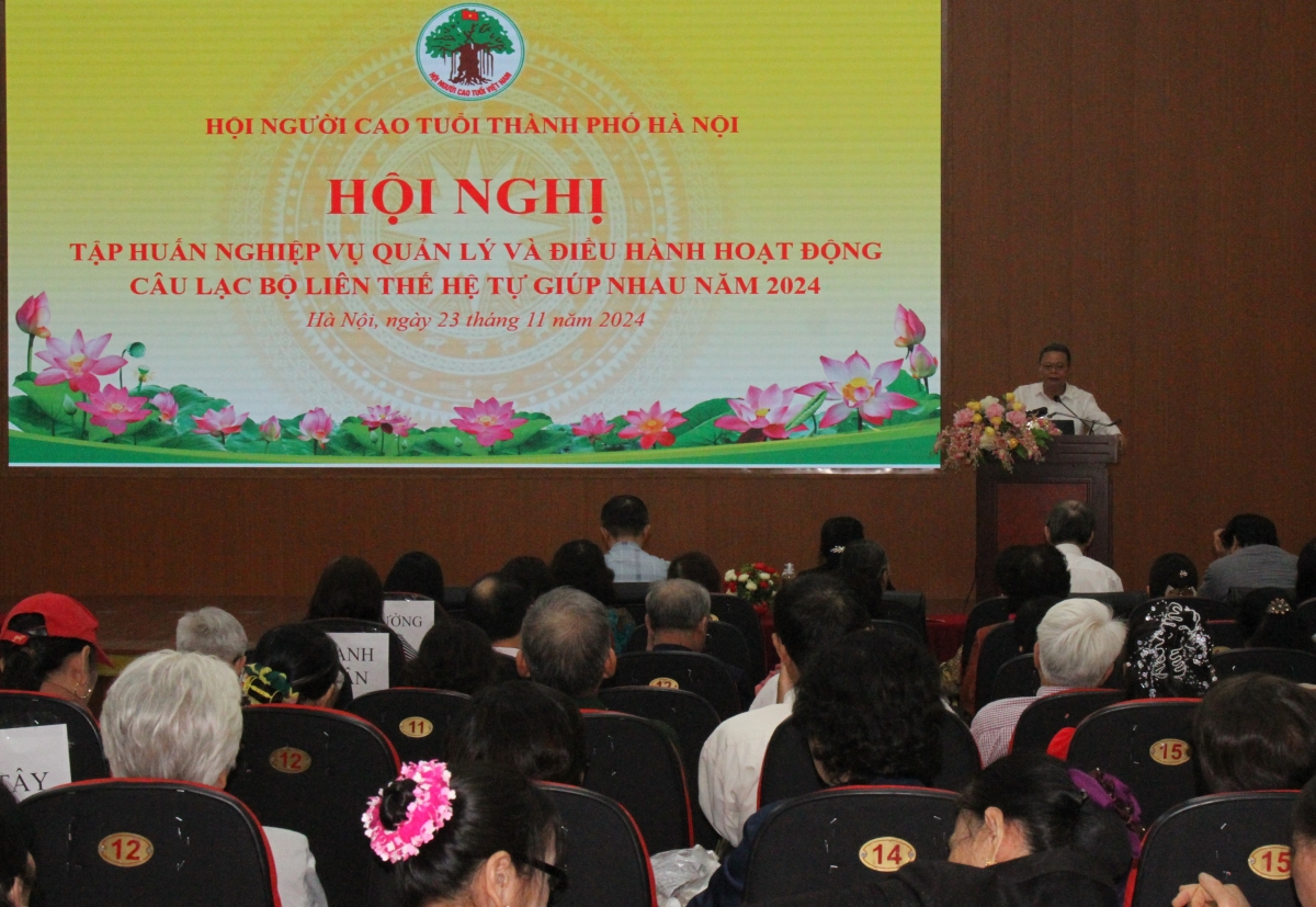 Ông Phạm Huy Giáp khai mạc lớp tập huấn