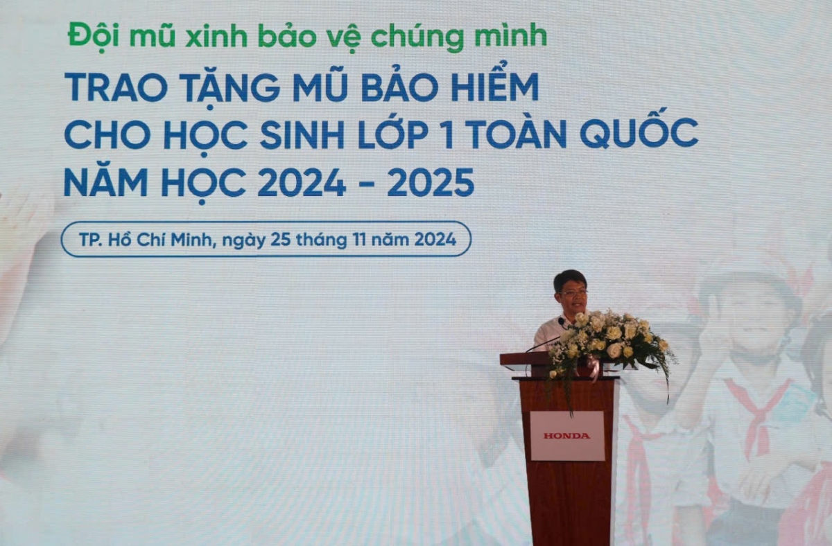 Honda Việt Nam phát động trao tặng mũ bảo hiểm cho học sinh lớp một khu vực phía Nam