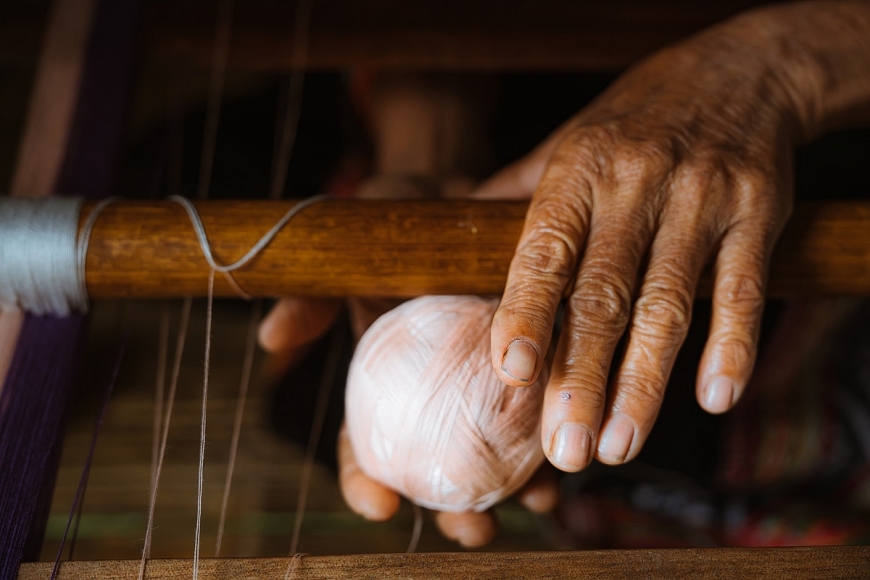 Những sắc màu thổ cẩm Xê Đăng