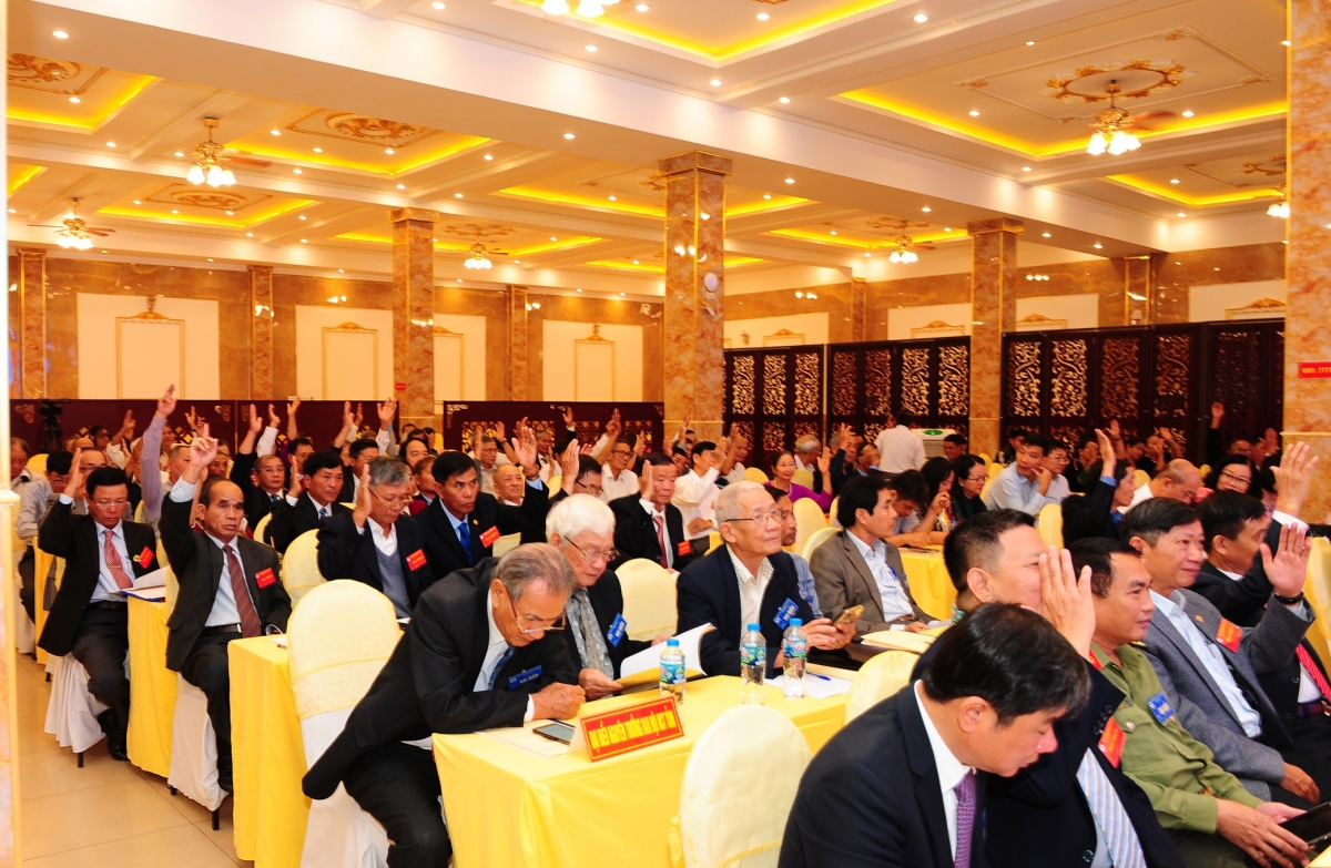 Đại hội biểu quyết bầu Ban Chấp hành Đại hội biểu quyết bầu Ban Chấp hành