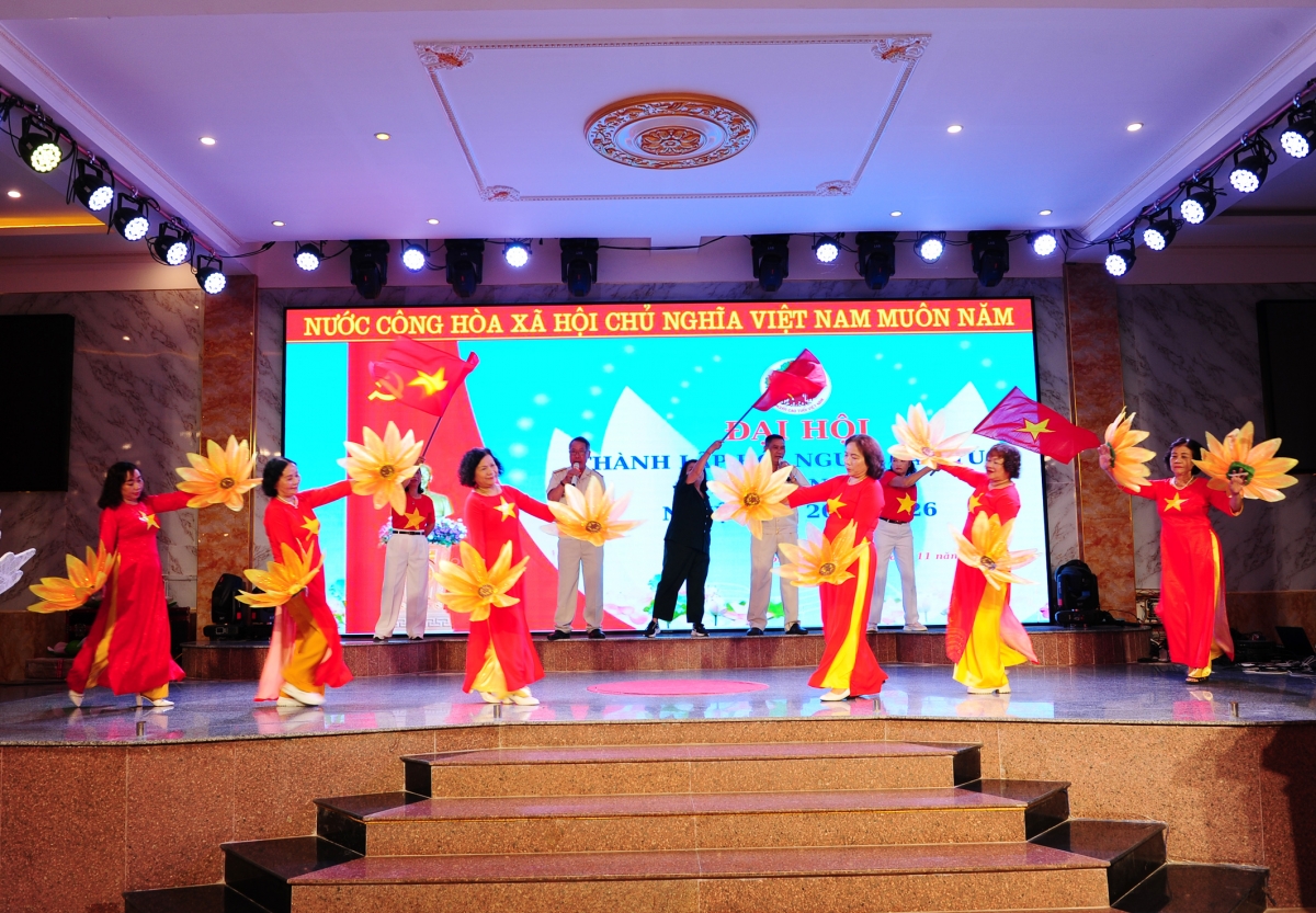 Tiết mục văn nghệ chào mừng Đại hội Tiết mục văn nghệ chào mừng Đại hội