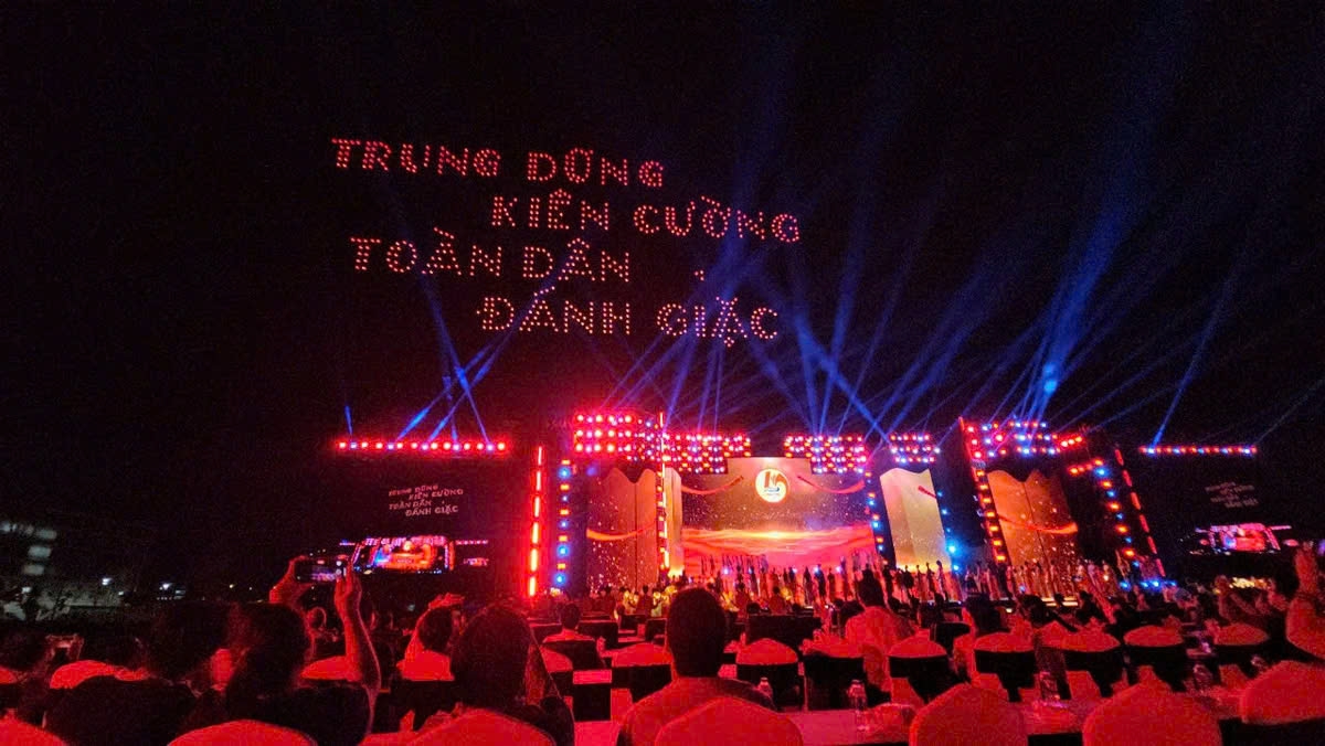 Tưng bừng Lễ khai mạc “Long An- Khát vọng sông Vàm”