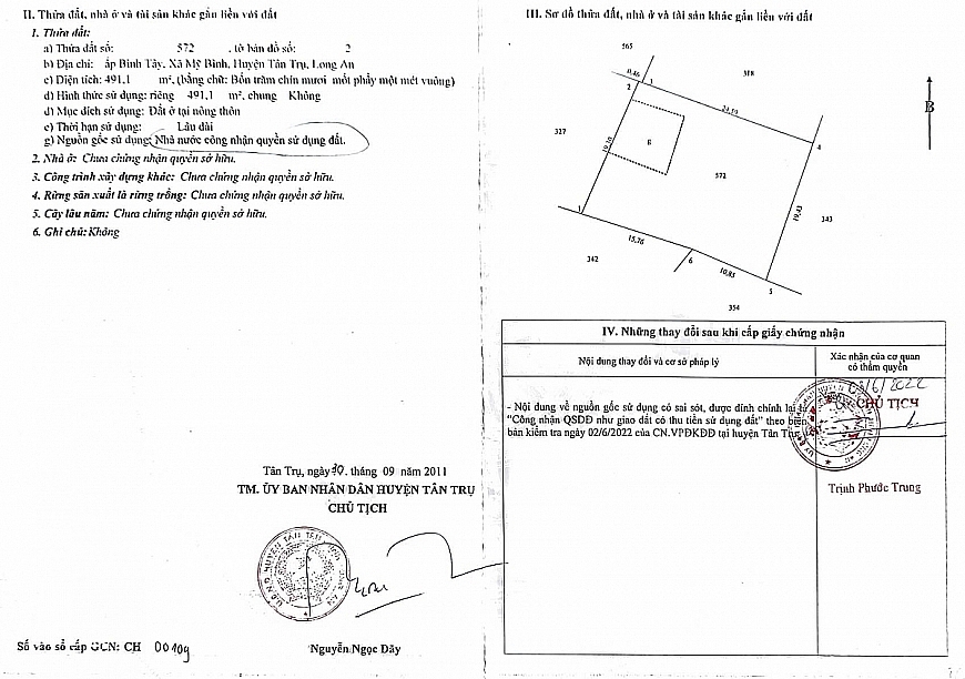 Xử lí theo kiểu “phép vua thua lệ làng”(?!)