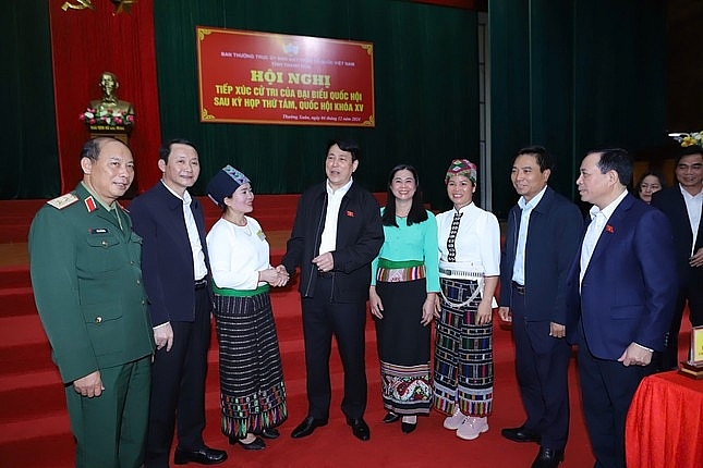 Chủ tịch nước Lương Cường thăm Đồn Biên phòng Bát Mọt