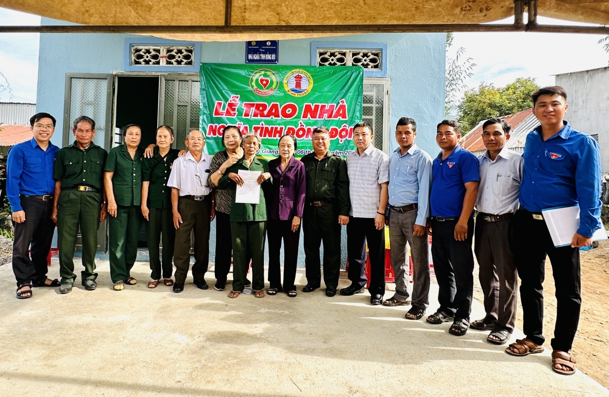 Hội Cựu TNXP Bình Thuận: Trao nhà 