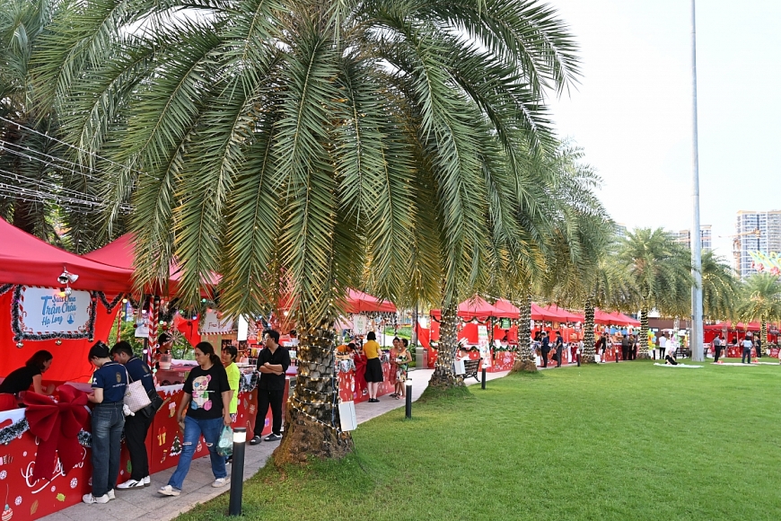 Không khí lễ hội tràn ngập trước giờ G siêu nhạc hội 8Wonder Winter