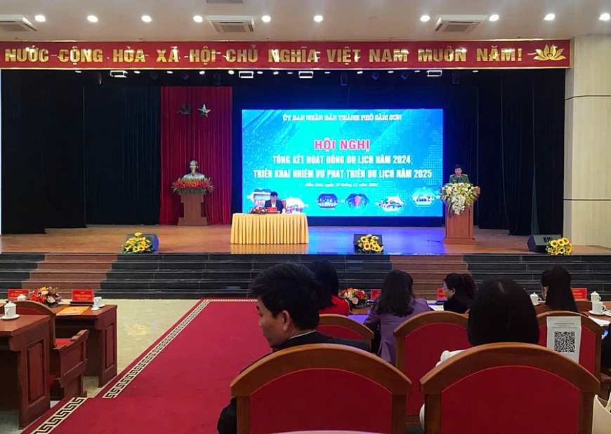 Du lịch Sầm Sơn tiếp tục khẳng định là điểm đến hấp dẫn năm 2024