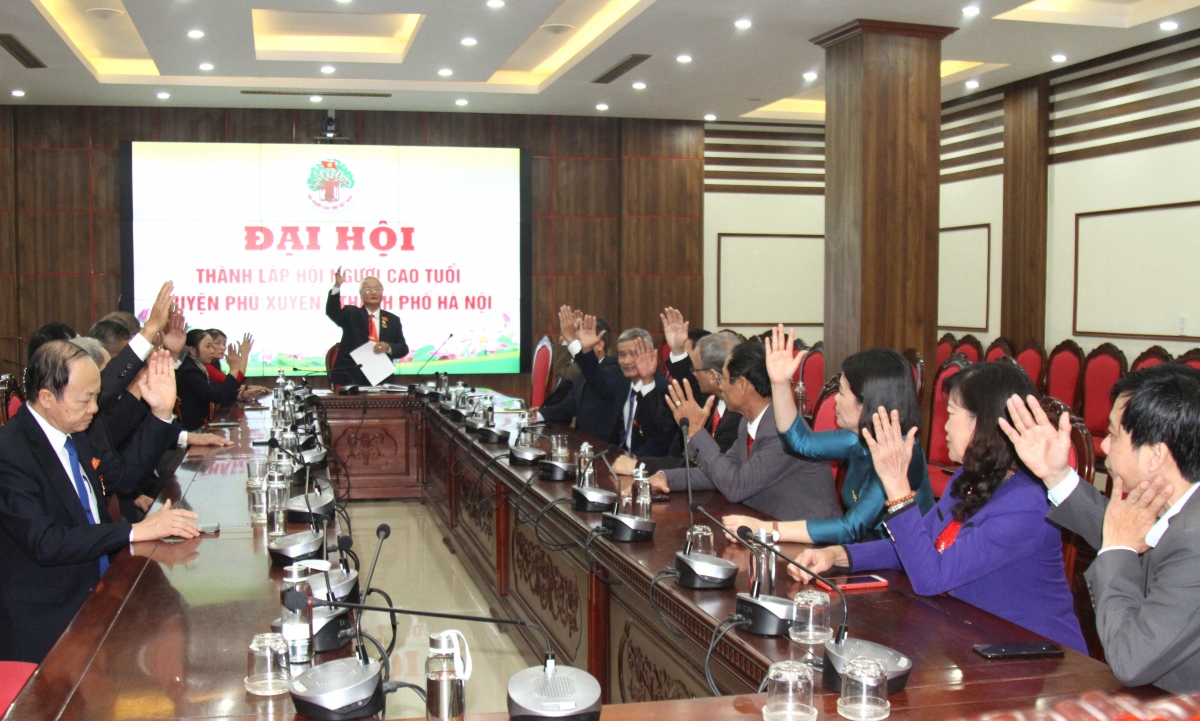 Hội nghị Ban Chấp hành Hội NCT huyện Phú Xuyên lần thứ nhất