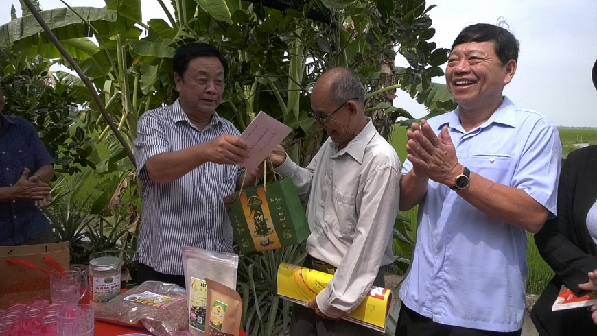 Chuyện khởi nghiệp của người ở “tuổi xưa nay hiếm”