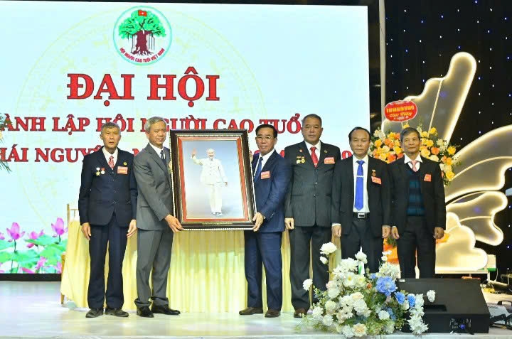 Sự kiện chính trị quan trọng đối với người cao tuổi trong tỉnh