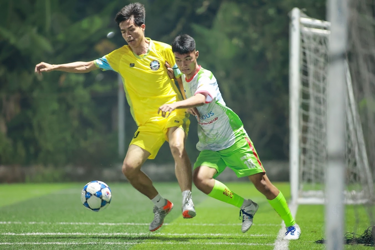 Giao hữu bóng đá giữa CLB bóng đá cộng đồng doanh nghiệp Quảng Ngãi và CLB bóng đá Tịnh An