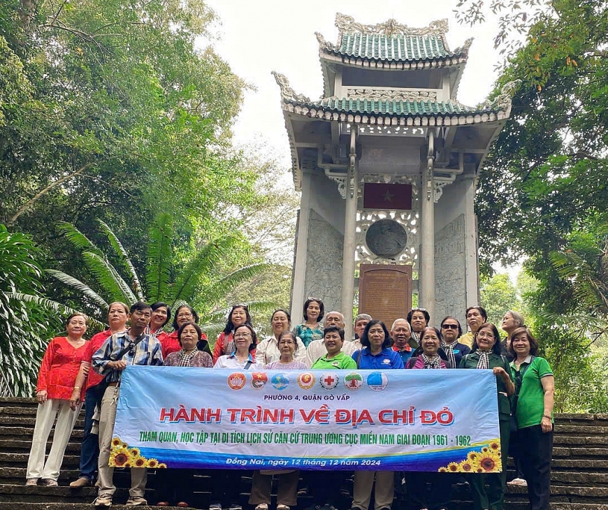 Tổng kết công tác năm 2024, dâng hương tại Khu di tích Căn cứ Trung ương Cục miền Nam