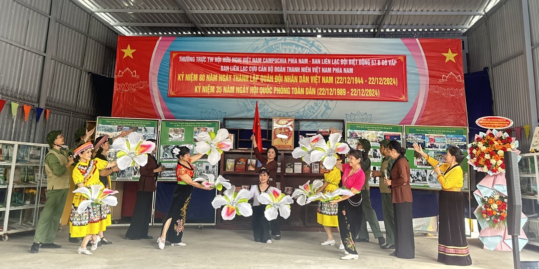 Tổ chức kỷ niệm Ngày thành lập QĐND Việt Nam và ngày Hội Quốc phòng Toàn dân