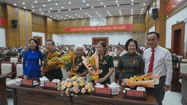 Họp mặt kỷ niệm 80 năm ngày Thành lập QĐND Việt Nam