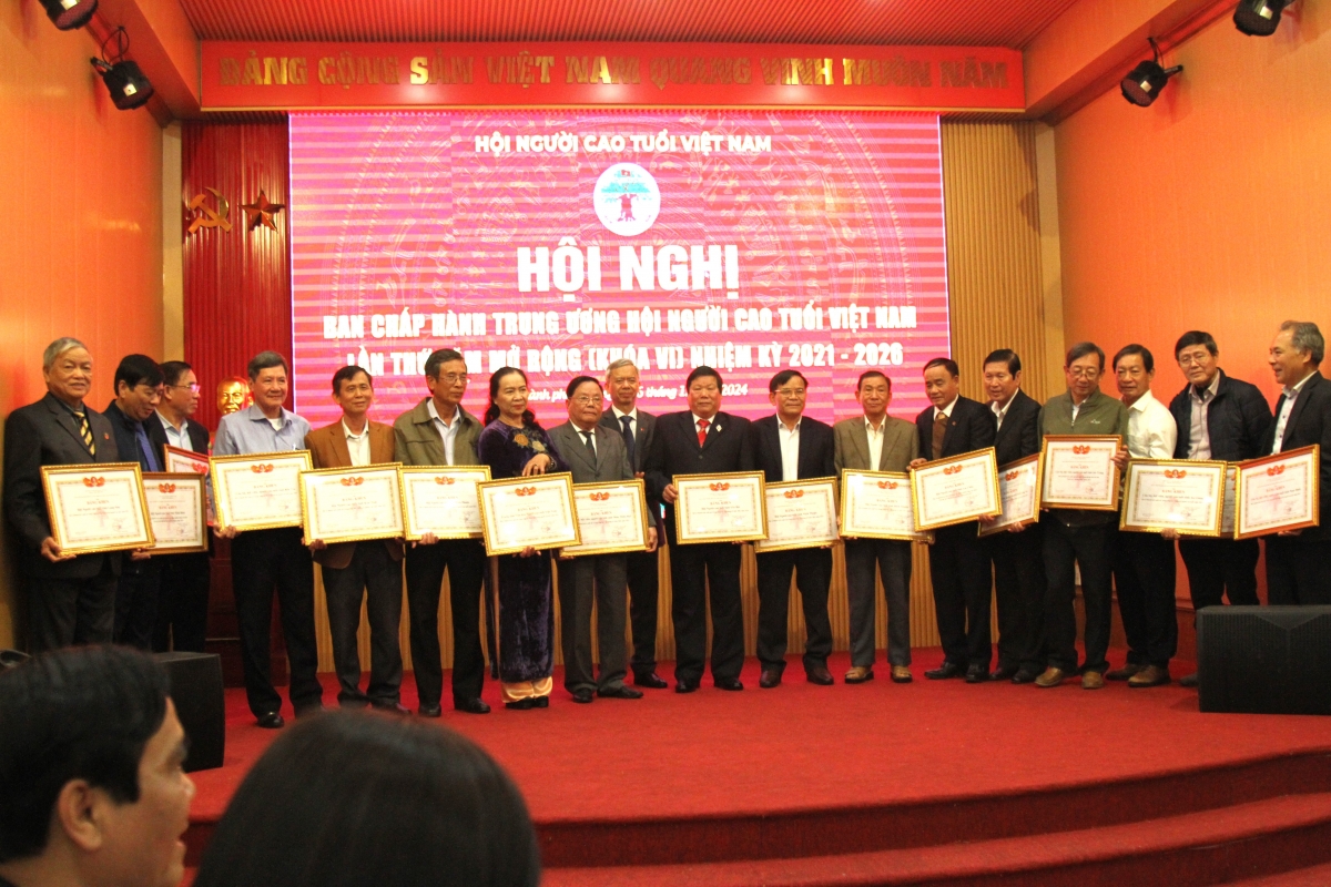 Tập trung xây dựng Tổ chức Hội NCT vững mạnh, tạo niềm tin, uy tín trong xã hội