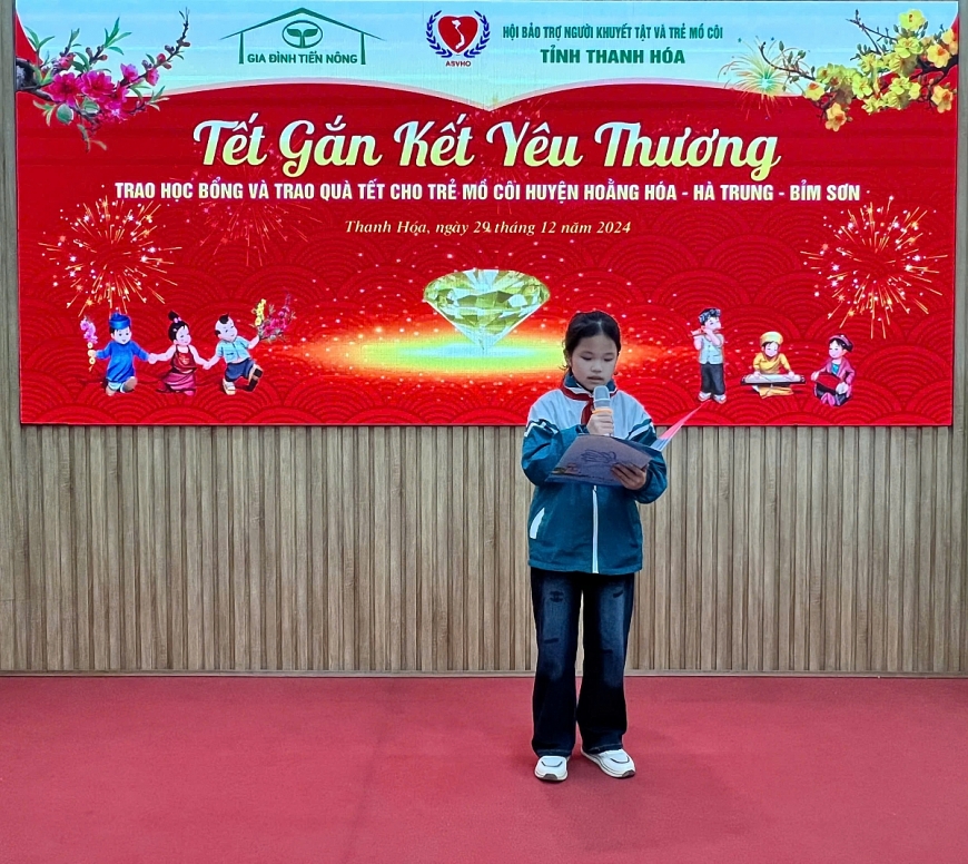 Thêm 25 trẻ mồ côi được Công ty CP Công-Nông nghiệp Tiến Nông nhận đỡ đầu