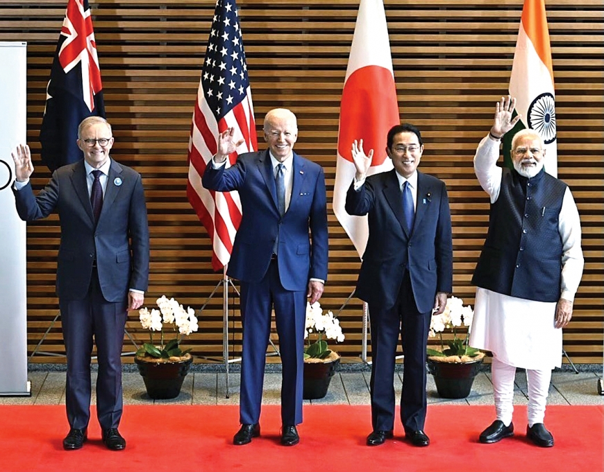 Thủ tướng Australia Anthony Albanese, Tổng thống Mỹ Joe Biden, Thủ tướng Nhật Bản Kishida Fumio và Thủ tướng Ấn Độ Narendra Modi tại Hội nghị thượng đỉnh nhóm Bộ tứ (Quad) ở Tokyo, Nhật Bản.jpg