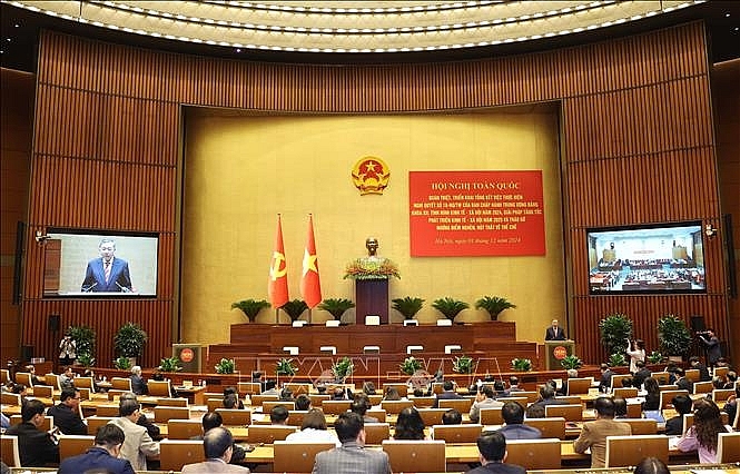 Tổng Bí thư Tô Lâm phát biểu chỉ đạo Hội nghị toàn quốc quán triệt, triển khai tổng kết việc thực hiện Nghị quyết số 18-NQ/TW. Ảnh: Thống Nhất/TTXVN