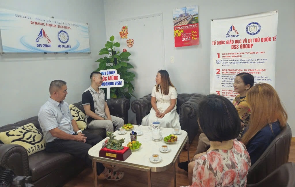 Cầu nối giữa người lao động Việt với chủ doanh nghiệp bảo lãnh tại Úc và Canada