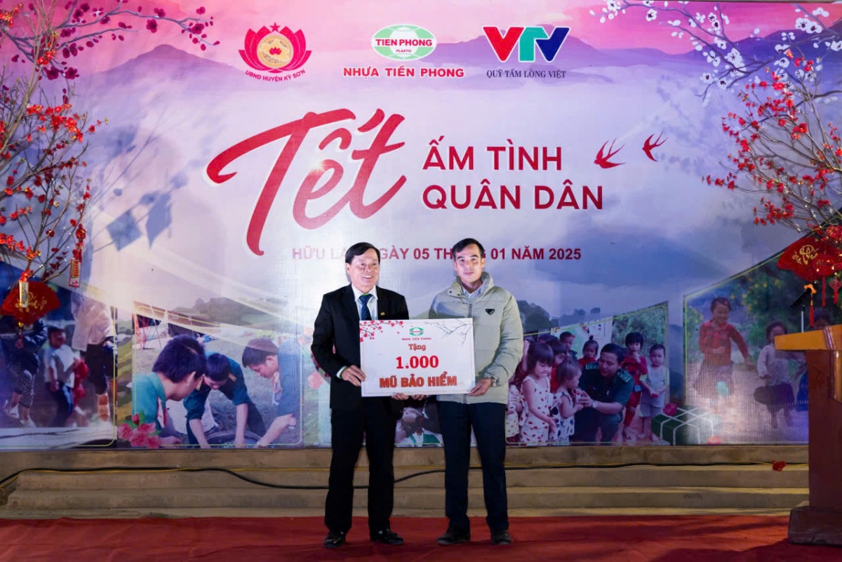 Nhựa Tiền Phong khởi công cầu nối yêu thương số 117 tại Nghệ An