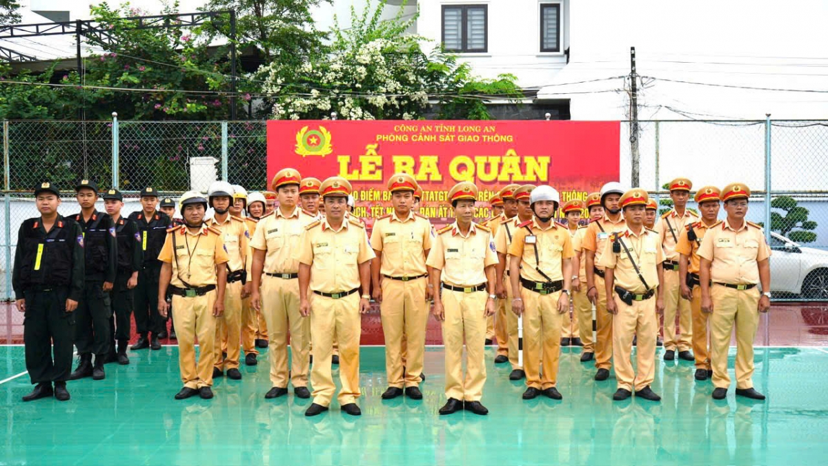 Đẩy mạnh tấn công tội phạm, đảm bảo an ninh trật tự Tết Nguyên đán Ất Tỵ 2025