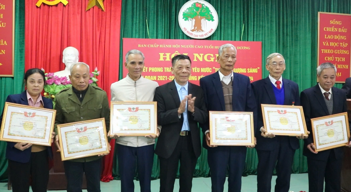 Sớm tổng kết phong trào thi đua “Tuổi cao - Gương sáng” giai đoạn 2021-2025