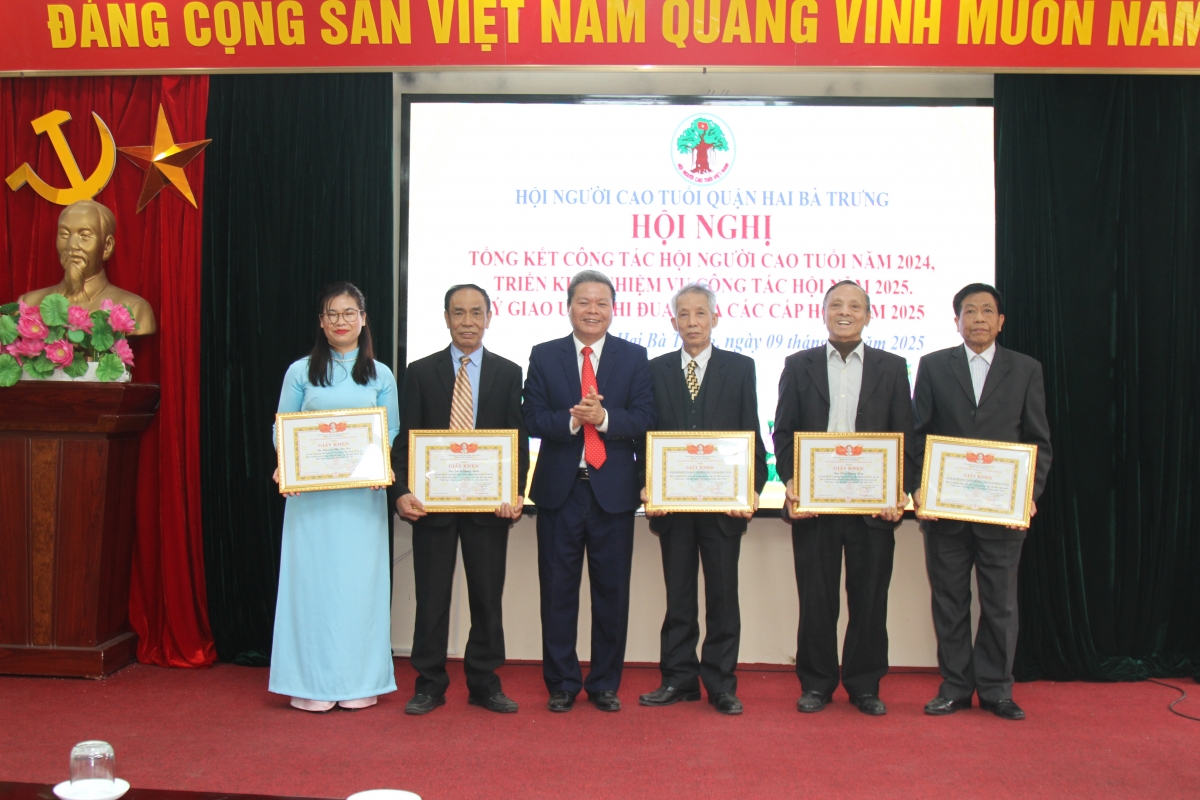 Thực hiện tốt các chế độ, chính sách của Nhà nước đối với người cao tuổi