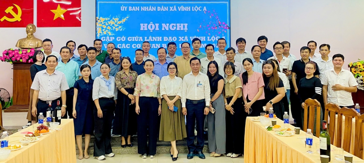 Gặp mặt đại diện các cơ quan báo chí năm 2025