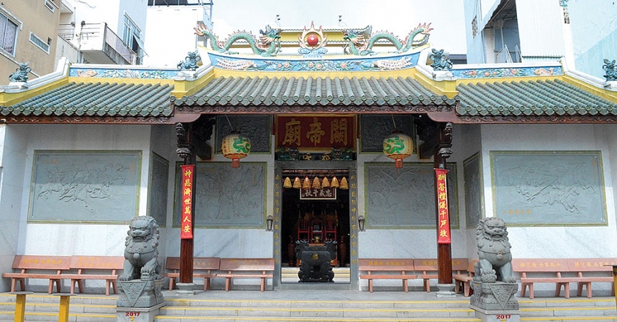 Lối vào Quan Đế miếu Châu Đốc