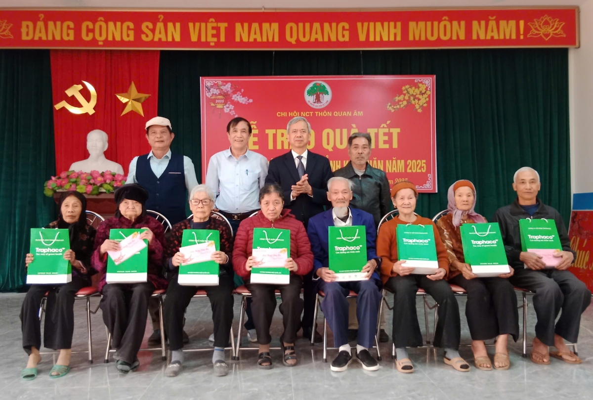 Người cao tuổi là chỗ dựa vững chắc cho con cháu