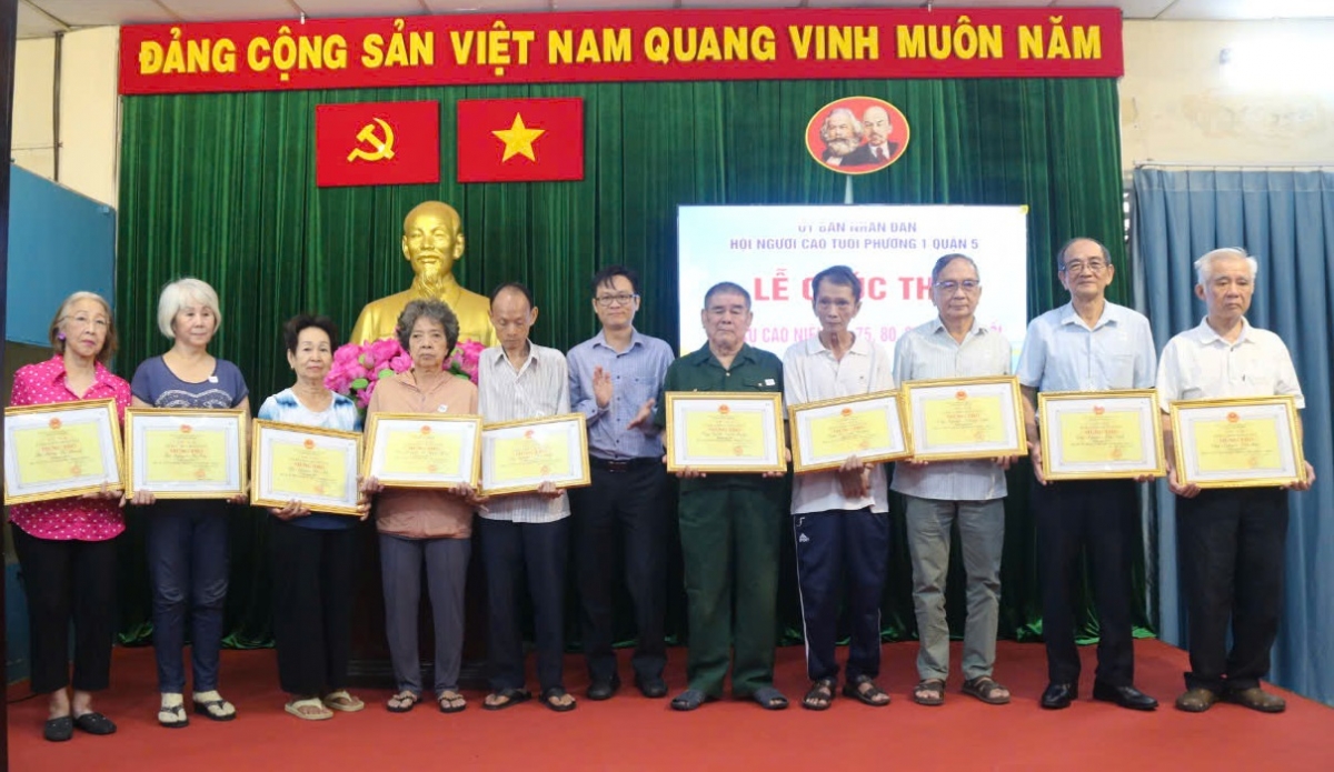 Tổ chức chúc thọ mừng thọ người cao tuổi