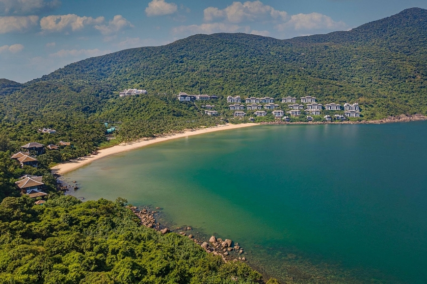 Cận cảnh căn villa giá 100 triệu/đêm gây xôn xao trong “Yêu nhầm bạn thân”