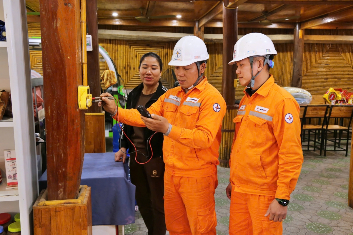 Tổ chức hàng ngàn ca trực đảm bảo điện trong dịp Tết Ất Tỵ