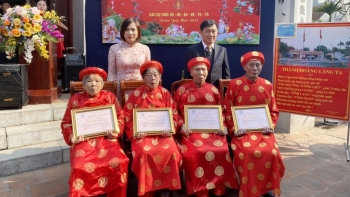 Sống bao nhiêu tuổi là mừng?