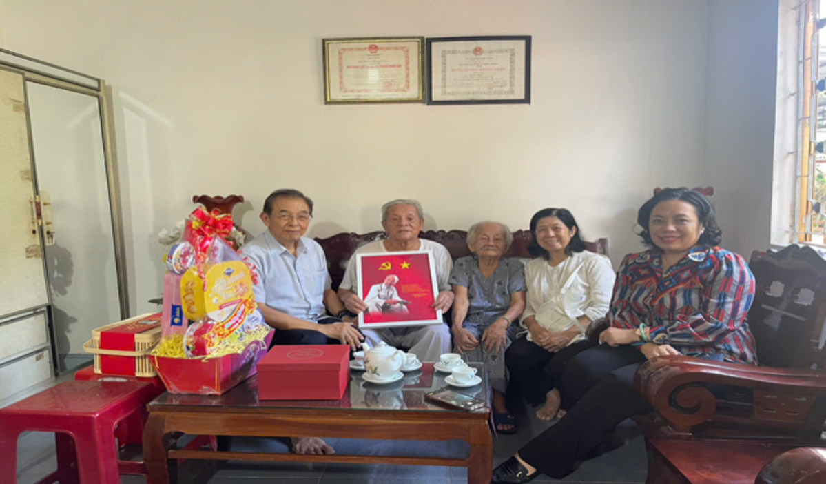 Huy đông nhiều nguồn lực để chăm lo Tết cho người cao tuổi