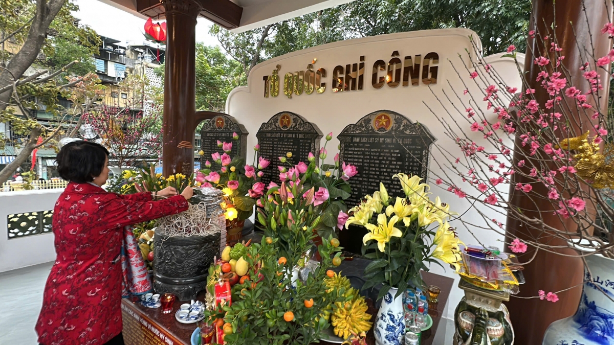 Ra quân trồng cây đầu Xuân mới Ất Tỵ