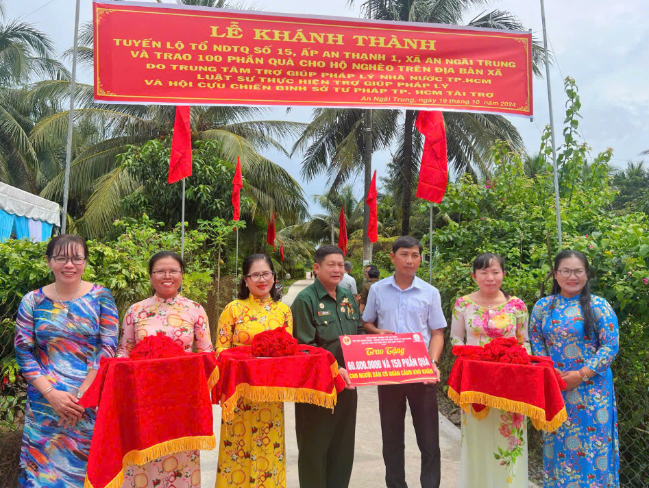 Đạt thành tích xuất sắc về trợ giúp pháp lý và từ thiện xã hội