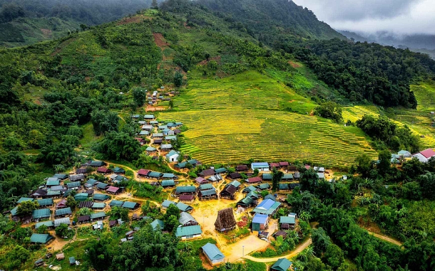 : Những ruộng bậc thang no ấm cho người dân Ngọc Linh.