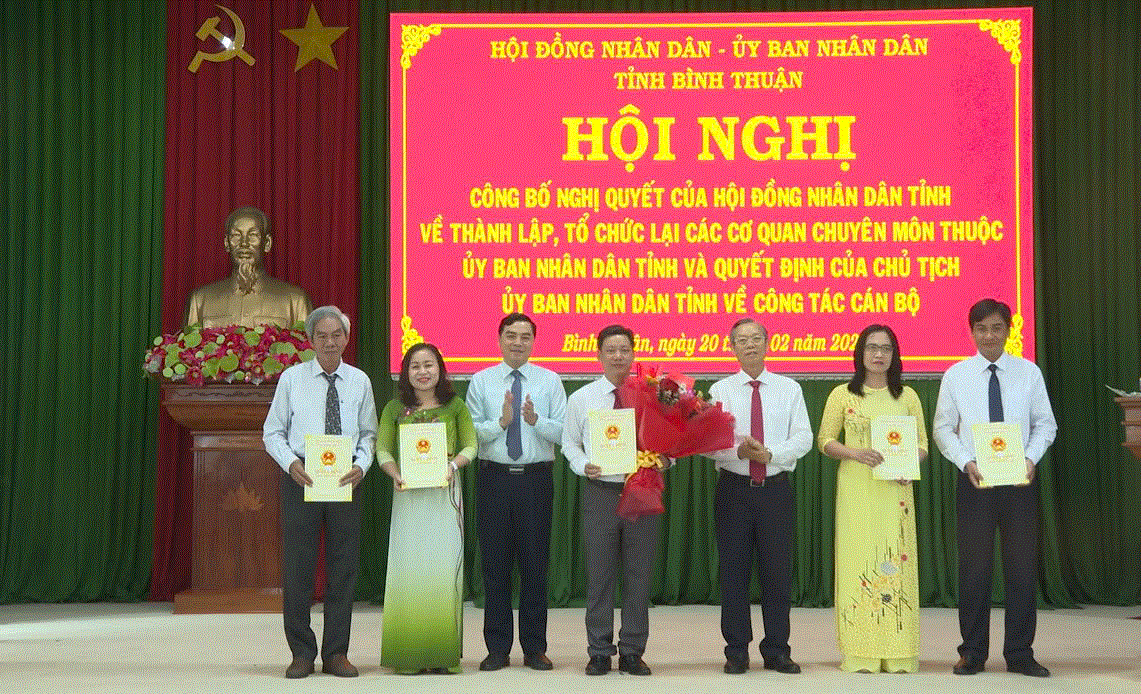 Bình Thuận: Thành lập nhiều sở mới và điều động các cán bộ chủ chốt