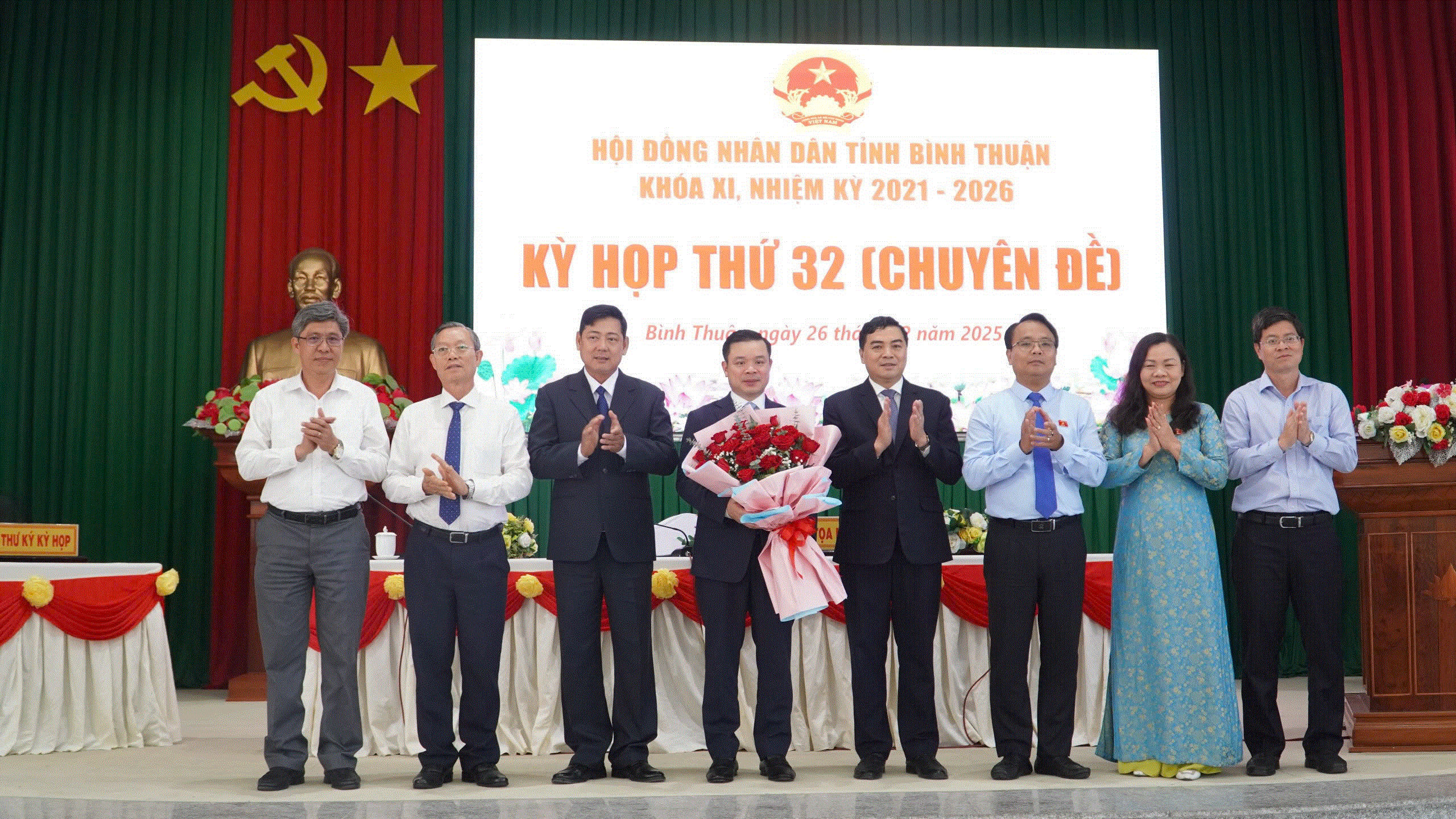 Ông Đỗ Hữu Huy được bầu làm Chủ tịch UBND tỉnh Bình Thuận Ông Đỗ Hữu Huy được bầu làm Chủ tịch UBND tỉnh Bình Thuận