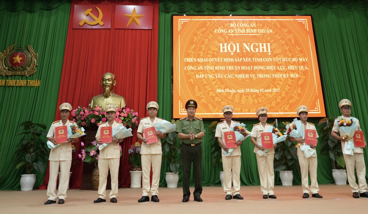 Tỉnh Bình Thuận: Giải thể công an các huyện,thị và thành phố