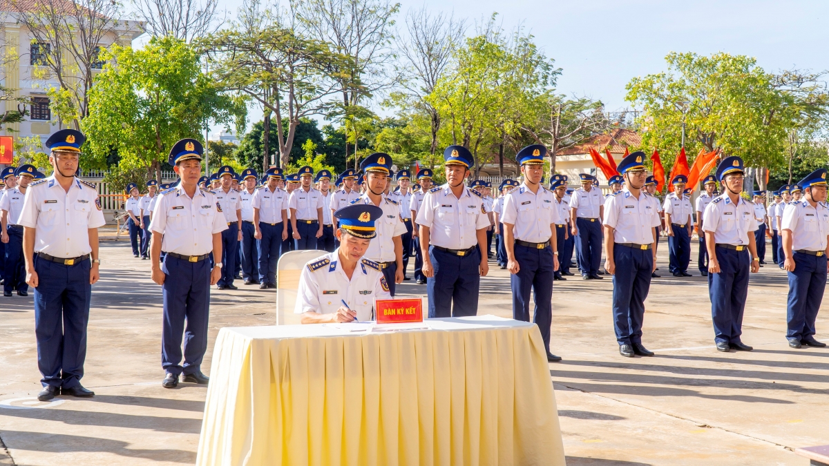 Bộ Tư lệnh Vùng Cảnh sát biển 3 tổ chức Lễ ra quân huấn luyện năm 2025